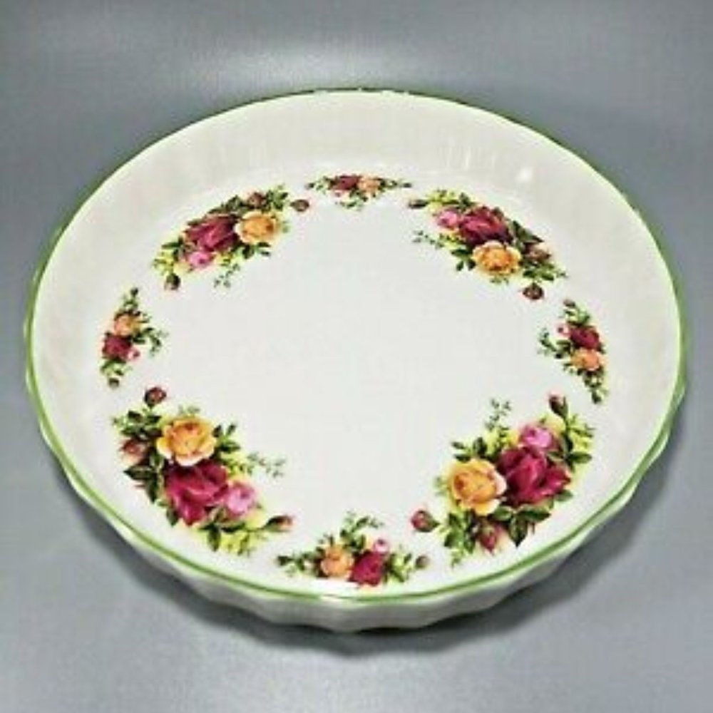 ROYAL ALBERT OLD COUNTRY ROSE 12" LARGE PIE BAKER GREEN TRIM